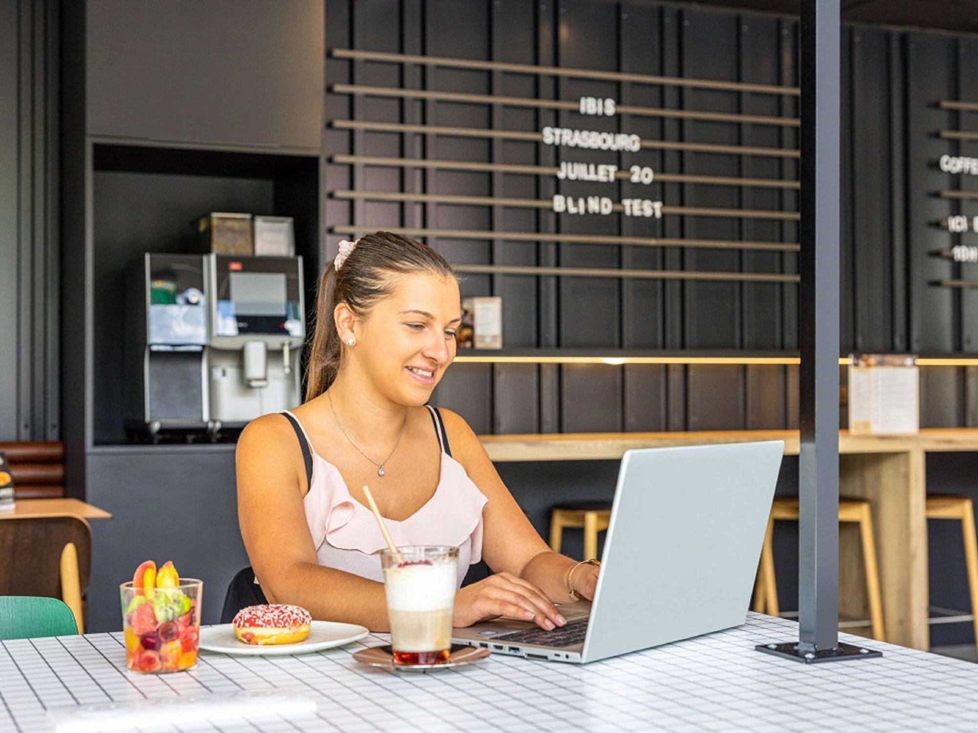 Ibis Strasbourg Centre Les Halles Bagian luar foto